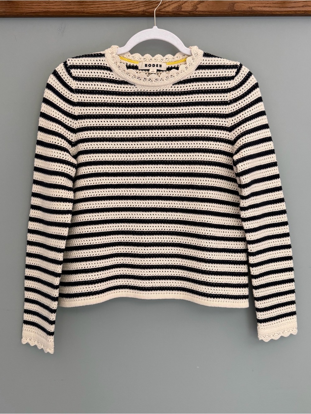 Boden 100% Cotton Scallop Neck Crochet Navy Cream Long Sleeve Knit Sweater - Picture 4 of 17